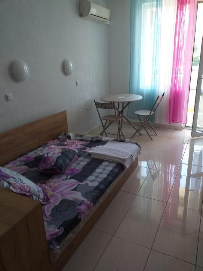 Ferienwohnung Apartamenti Ivaia Warna Exterior foto