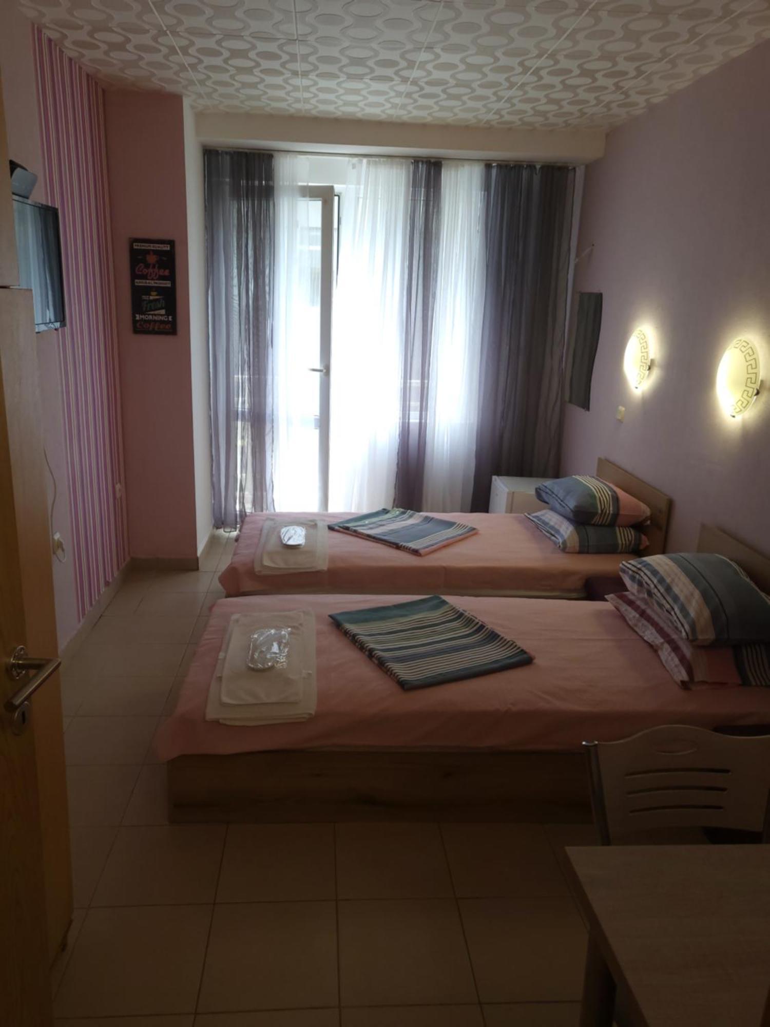 Ferienwohnung Apartamenti Ivaia Warna Exterior foto
